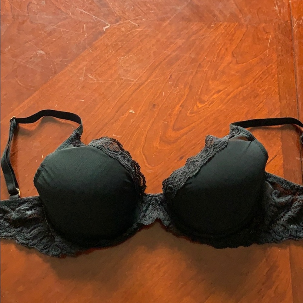 Natori black bra 34D lace
